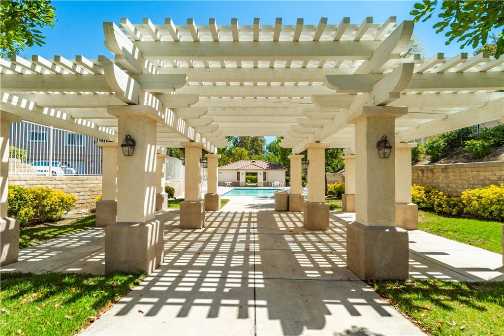 25710 Wagner Way, Unit C Stevenson Ranch, CA 91381 - Photo 31 of 37 a view of a large yard