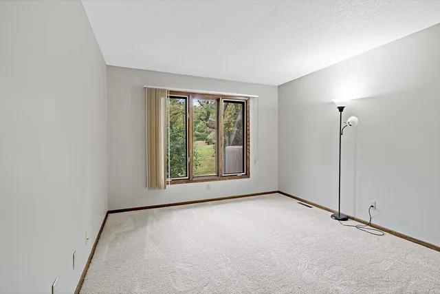 $314,900 | 1712 Archer Court, Plymouth, MN 55447