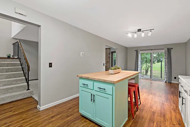 $314,900 | 1712 Archer Court, Plymouth, MN 55447