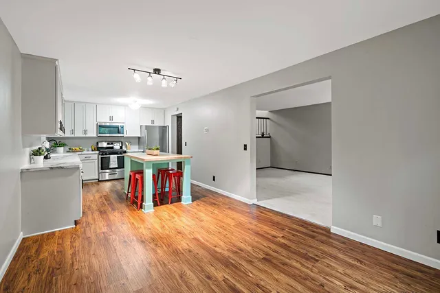 $314,900 | 1712 Archer Court, Plymouth, MN 55447