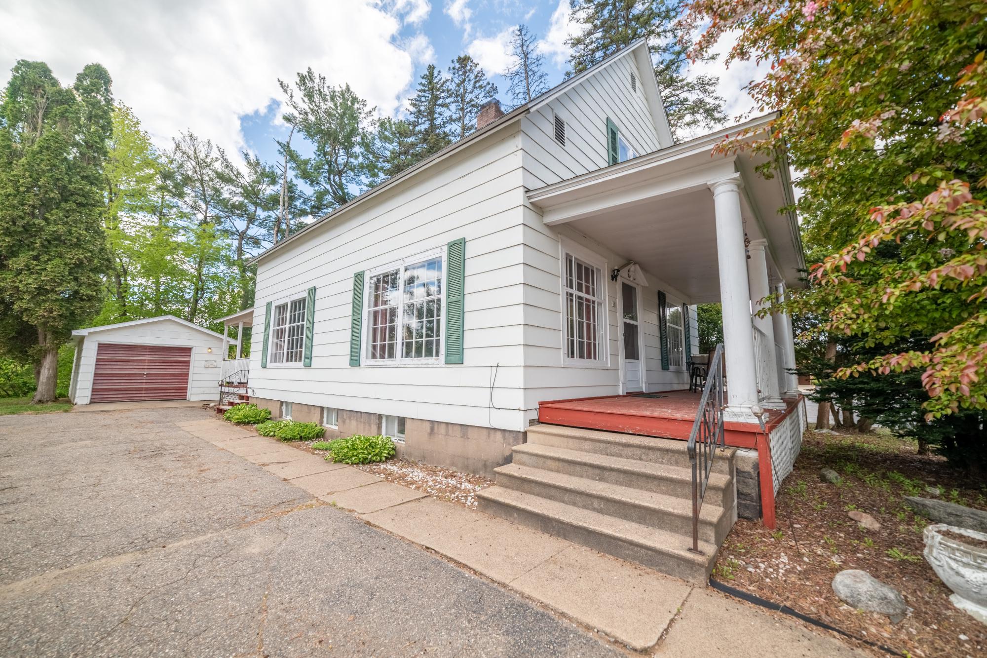 18 East Ocala Street Rhinelander, WI 54501 - Photo 1 of 35 Gallery Image 1