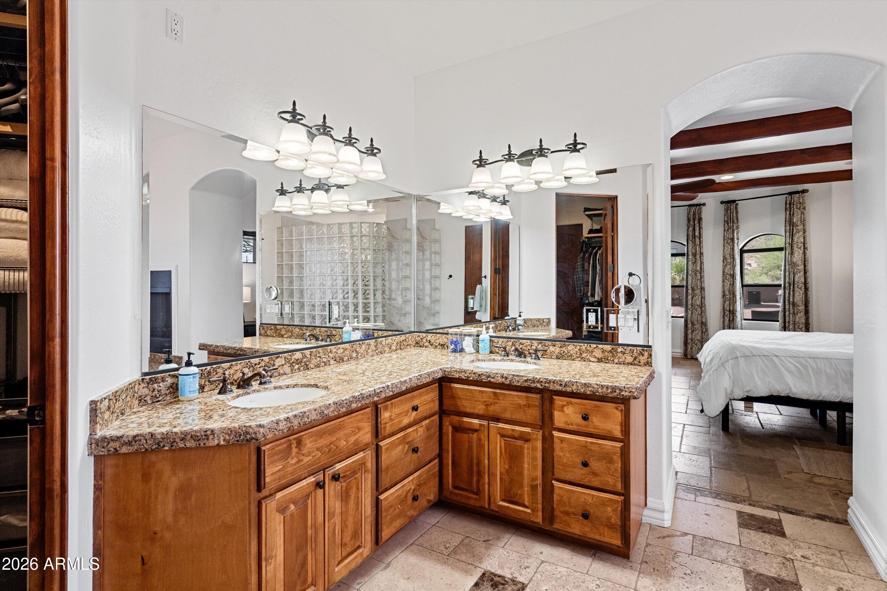 1823 West Maddock Road Phoenix, AZ 85086 - Photo 46 of 121 046-Master Bathroom