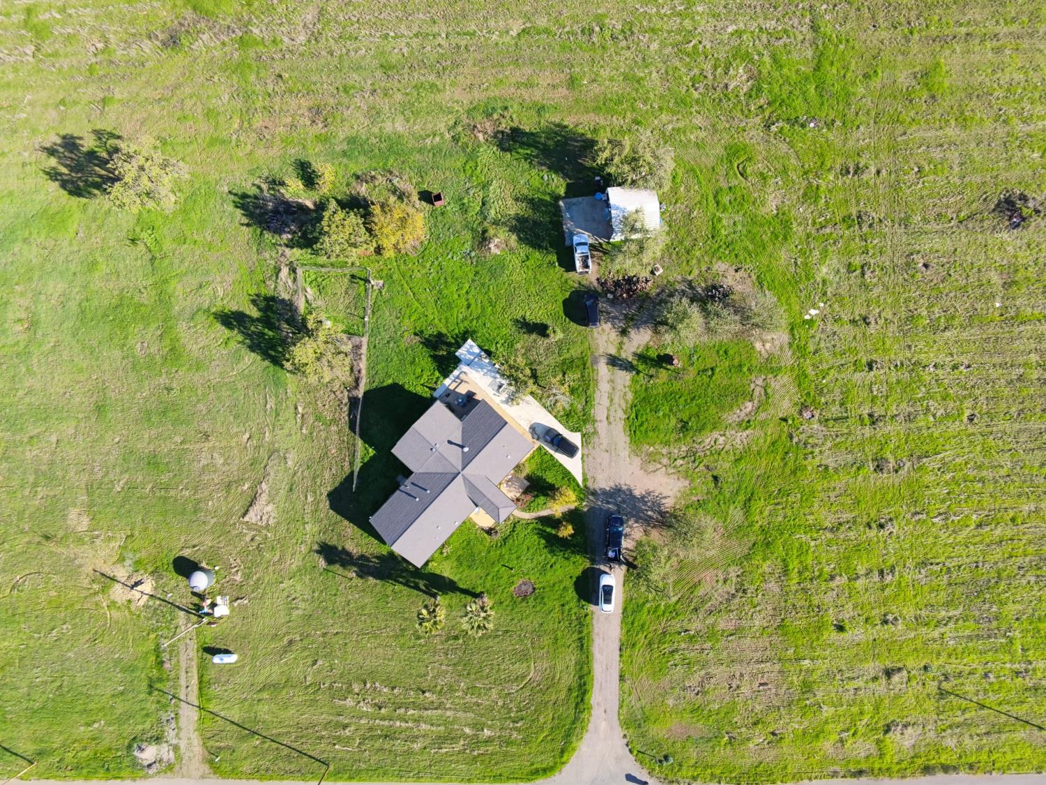 124 Wyer Road Arbuckle, CA 95912 - Photo 35 of 43 a bird view of a bathroom