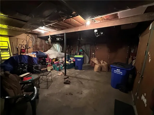 $330,000 | 10817 West 70th Terrace, Shawnee, KS 66203