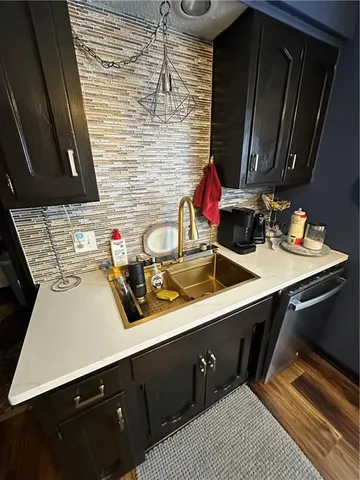 $330,000 | 10817 West 70th Terrace, Shawnee, KS 66203