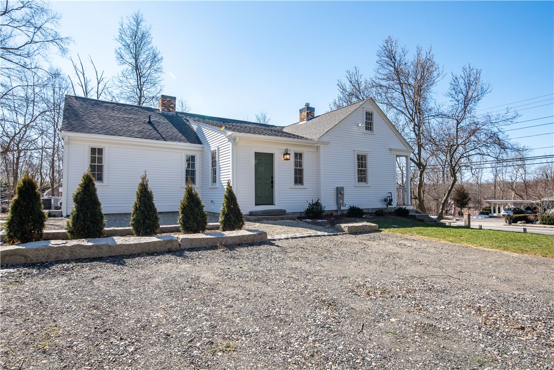 2211 Mendon Road Cumberland, RI 02864 - Photo 31 of 36