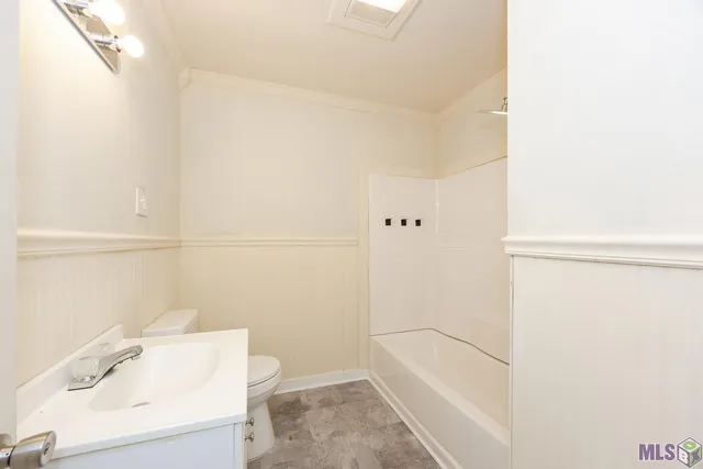 $239,000 | 811 Ave D, Port Allen, LA 70767