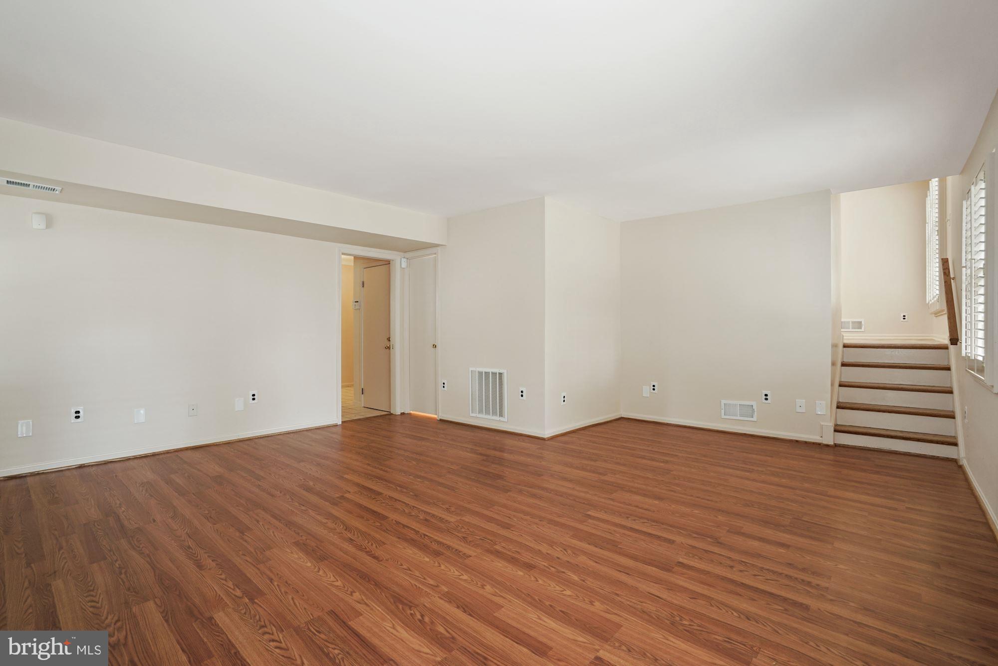 9211 Ivanhoe Road Fort Washington, MD 20744 - Photo 8 of 45 Family Room