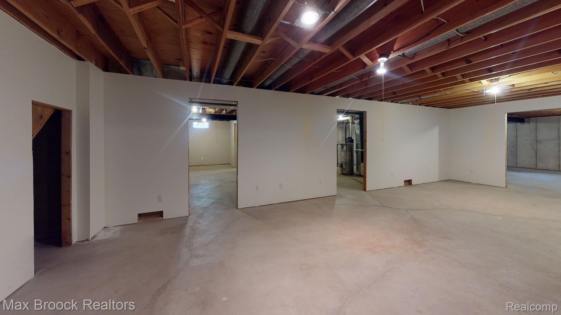 4170 Morgan Road Lake Orion, MI 48359 - Photo 81 of 85 4170-Morgan-Unfurnished(4).jpg