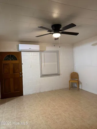 $750 | 409 East Nelson Street, Unit B, Robersonville, NC 27871