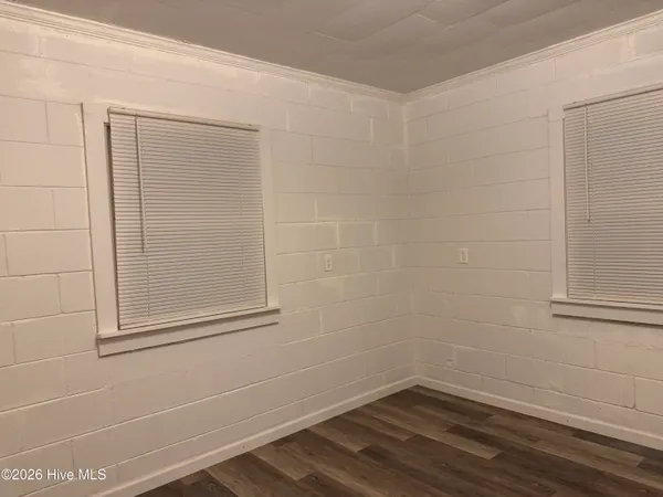 $750 | 409 East Nelson Street, Unit B, Robersonville, NC 27871