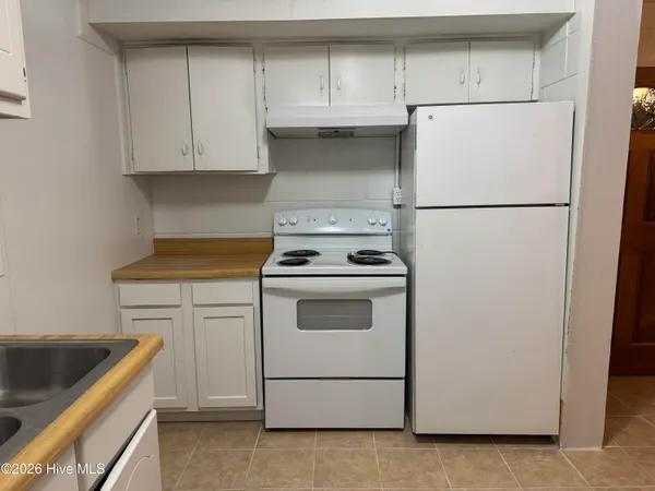 $750 | 409 East Nelson Street, Unit B, Robersonville, NC 27871