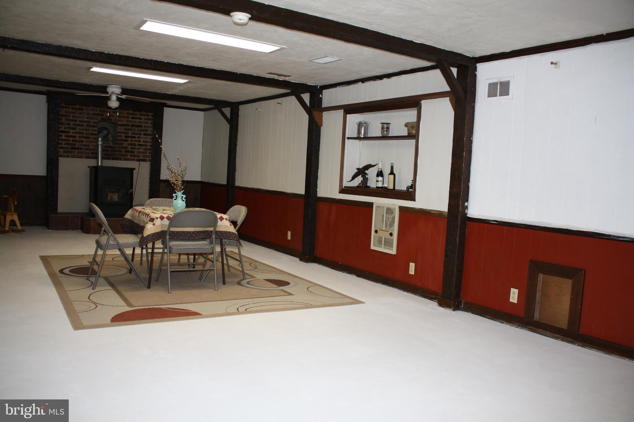 4639 Mountain View Road Harrisburg, PA 17110 - Photo 17 of 28 Gallery Image 17