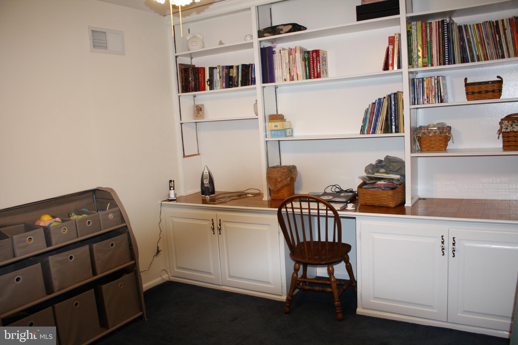 4639 Mountain View Road Harrisburg, PA 17110 - Photo 27 of 28 Gallery Image 27