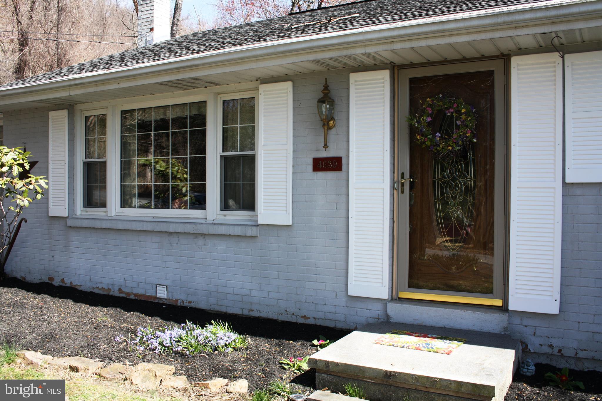 4639 Mountain View Road Harrisburg, PA 17110 - Photo 9 of 28 Gallery Image 9