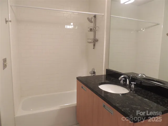 $2,200 | 1133 Metropolitan Avenue, Unit 606, Charlotte, NC 28204