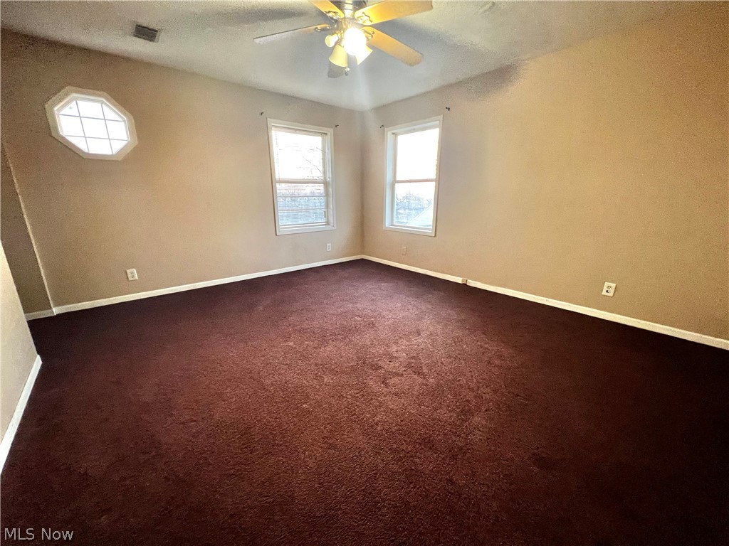 20105 Preston Road Cleveland, OH 44128 - Photo 17 of 24 Gallery Image 17