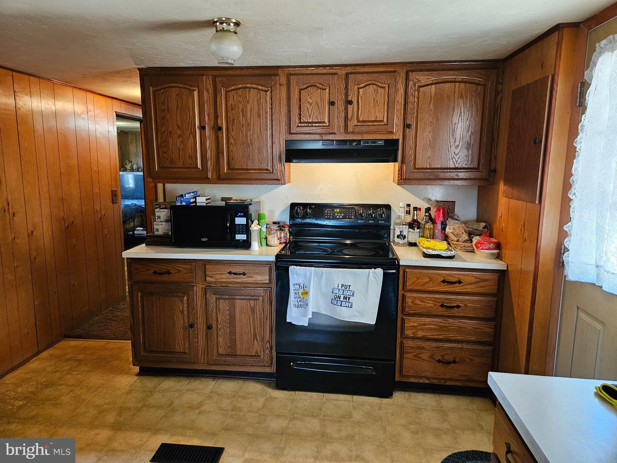 2165 Martin Road Spring Grove, PA 17362 - Photo 14 of 28 a kitchen with stainless steel appliances granite countertop a refrigerator stove and sink