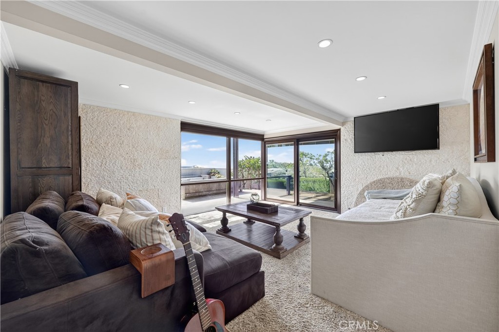 8 Monarch Bay Drive Dana Point, CA 92629 - Photo 4 of 47