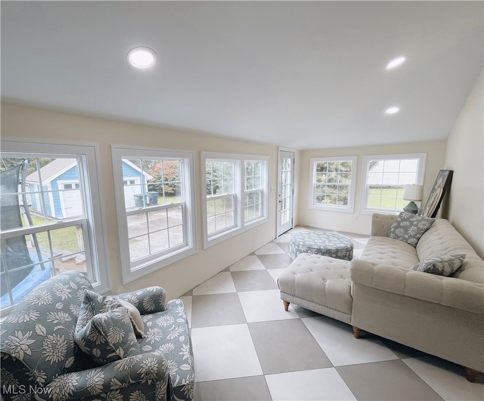 260 Butler Road Northeast Warren, OH 44483 - Photo 19 of 34 Gallery Image 19