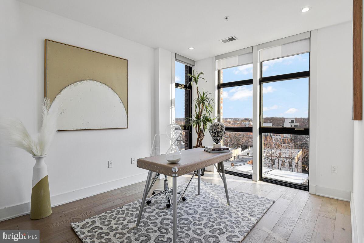1402 H Street Northeast, Unit 505 Washington, DC 20002 - Photo 17 of 33