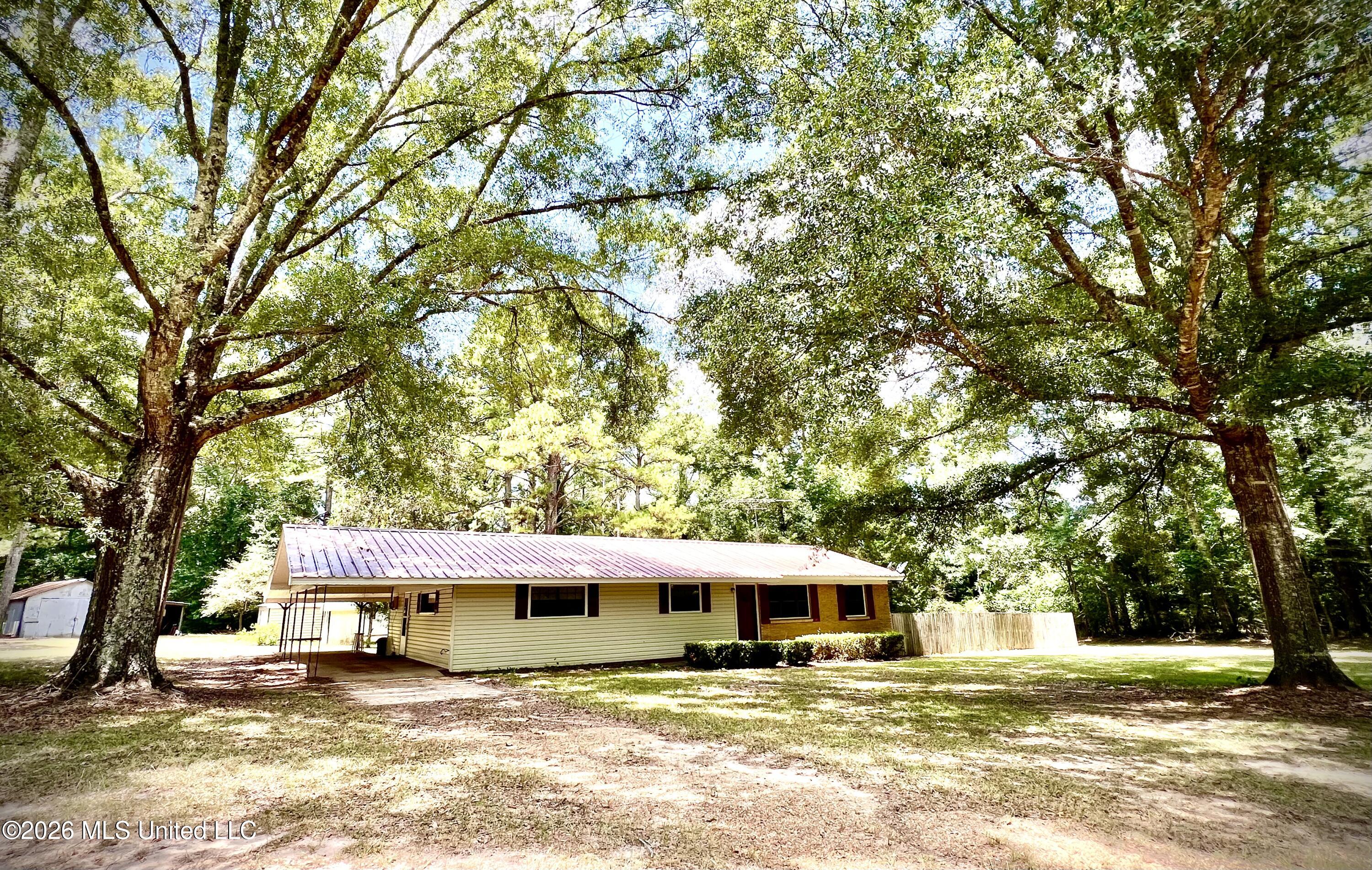 978 Butler Road Smithdale, MS 39664 - Photo 1 of 26 IMG_7147