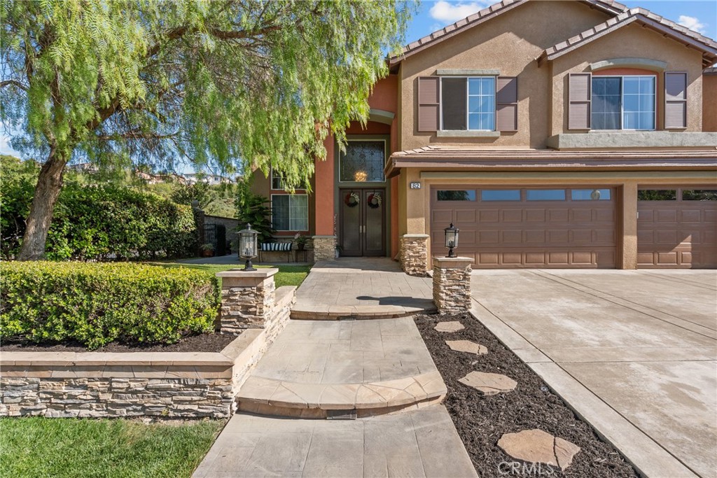 82 Springfield Mission Viejo, CA 92692 - Photo 1 of 68 Front View