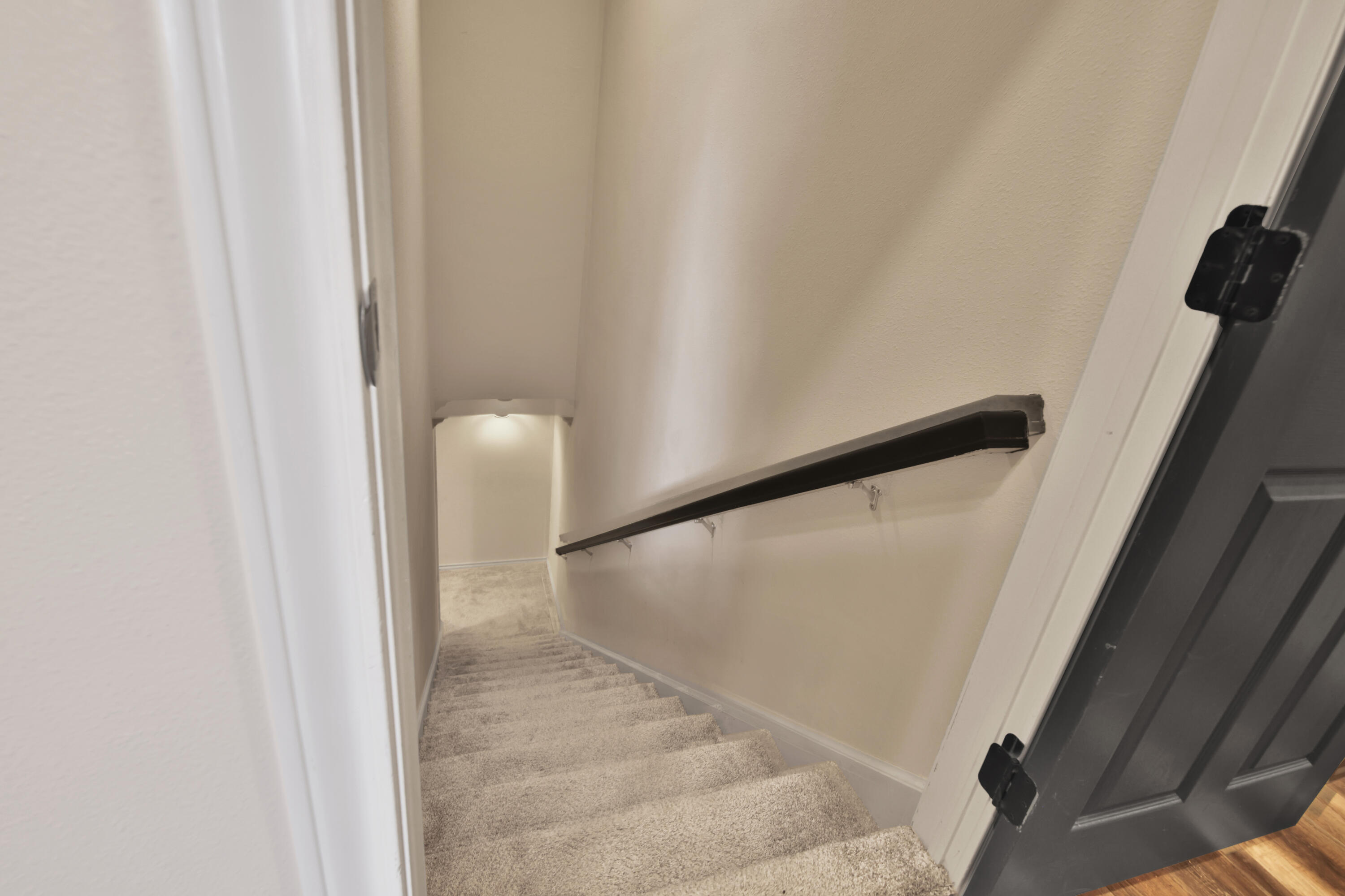 4701 109th Place Lubbock, TX 79424 - Photo 35 of 42 a view of a hallway