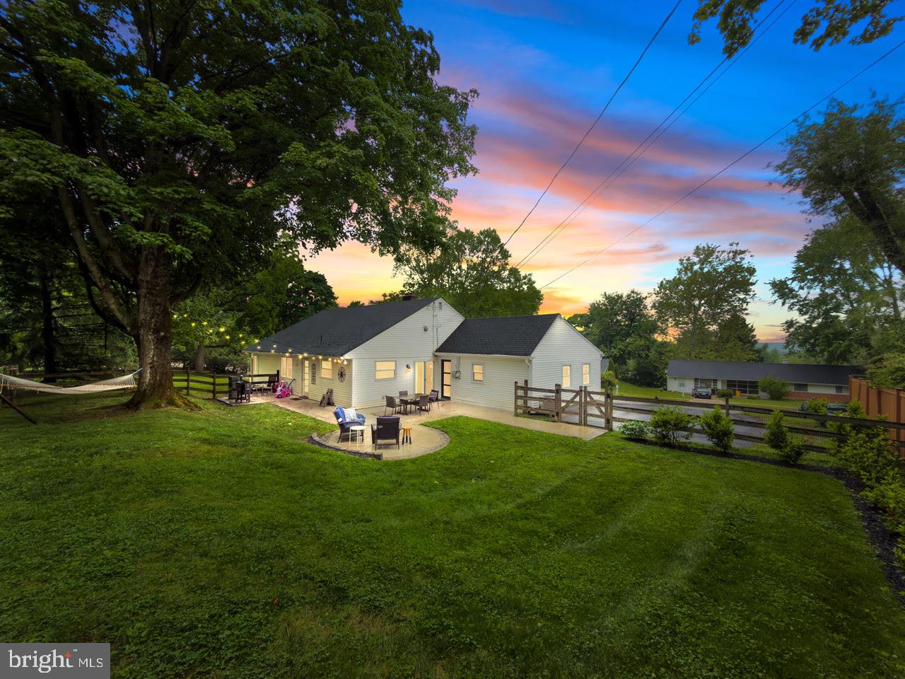 1108 Cromwell Road Glenside, PA 19038 - Photo 42 of 43 Twilight Backyard (virtual)