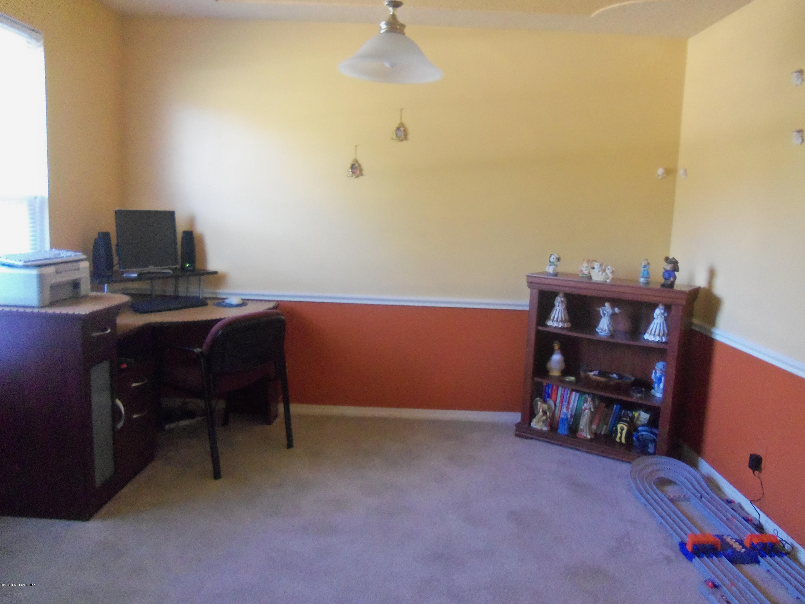173 Foxridge Road Orange Park, FL 32065 - Photo 4 of 11 100_2777