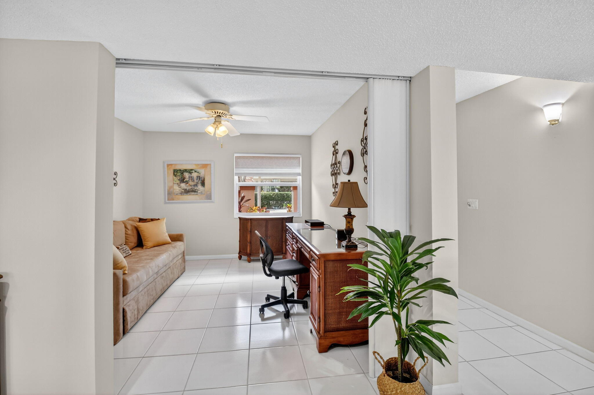 9877 Seacrest Circle, Unit 101 Boynton Beach, FL 33437 - Photo 27 of 39 Den / Convertible Third Bedroom