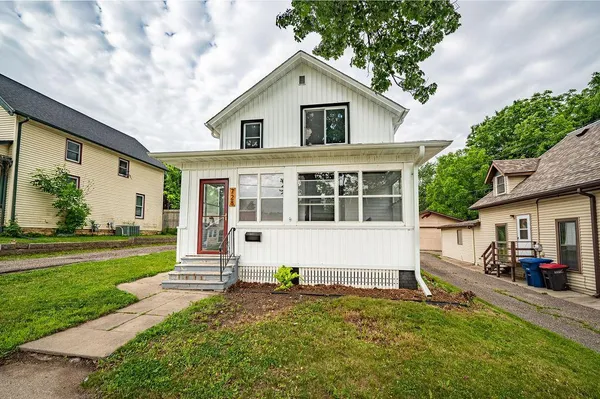 $189,900 | 728 Potter Street, Red Wing, MN 55066