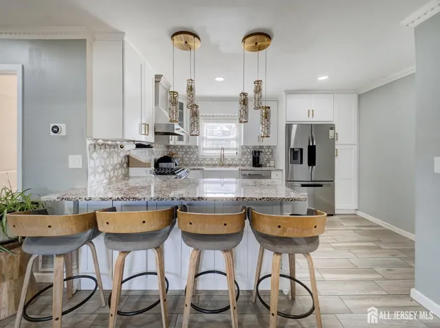 $495,000 | 7 Kenneth Avenue, Sayreville, NJ 08859