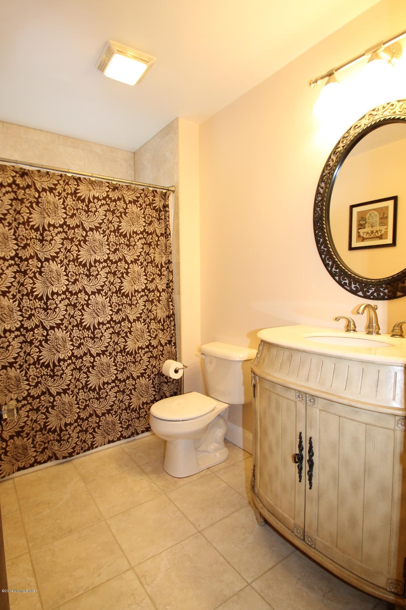 1897 Rutherford Avenue Louisville, KY 40205 - Photo 16 of 22 bathroom