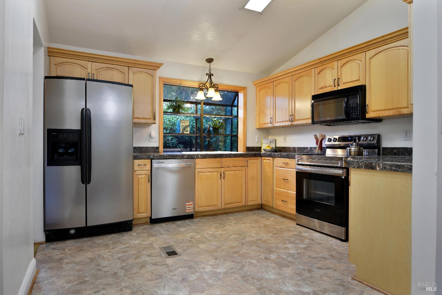 12 Del Rio Court St. Helena, CA 94574 - Photo 12 of 31