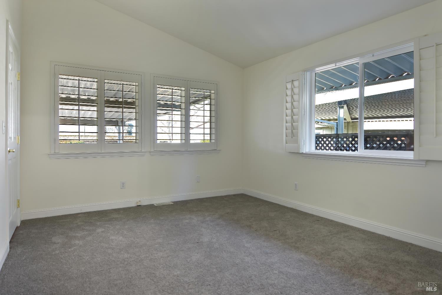 12 Del Rio Court St. Helena, CA 94574 - Photo 19 of 31