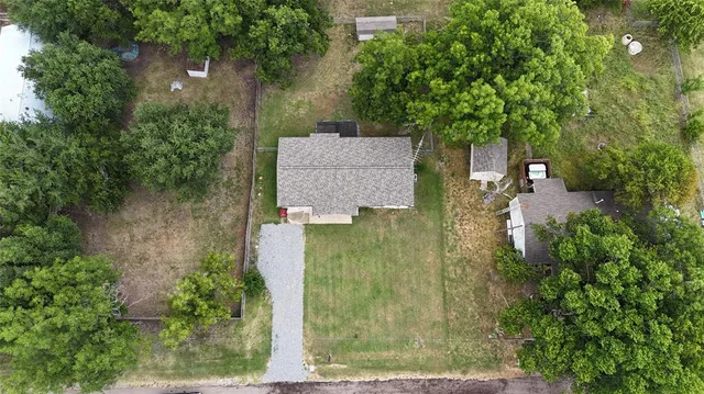 $209,999 | 105 7th Street, Celeste, TX 75423