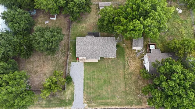 $209,999 | 105 7th Street, Celeste, TX 75423