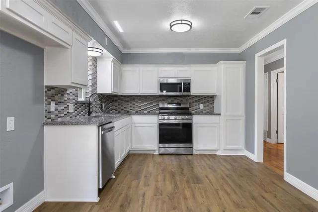 $209,999 | 105 7th Street, Celeste, TX 75423