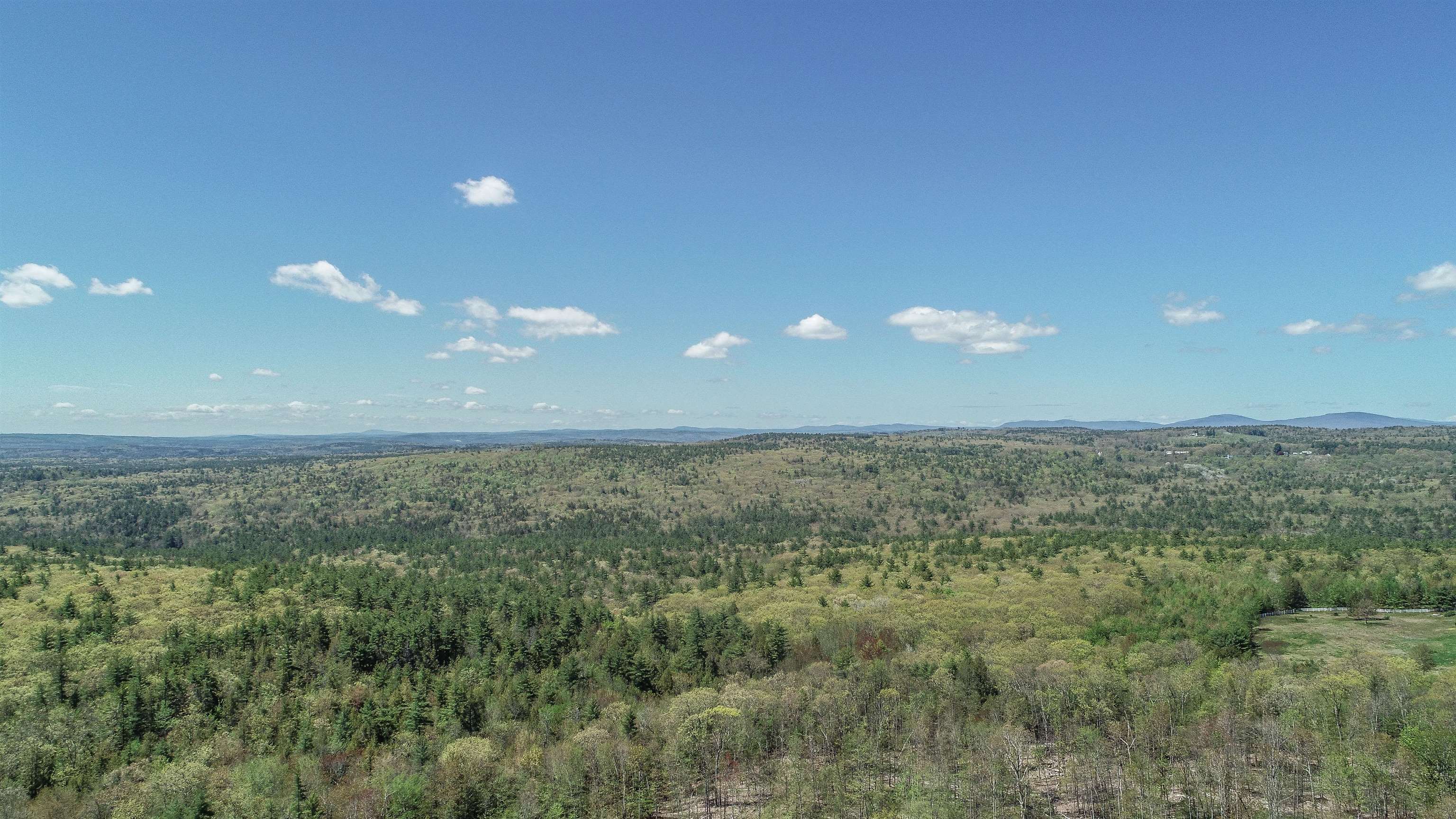 44-46 Chestnut Hill Road Amherst, NH 03031 - Photo 34 of 40