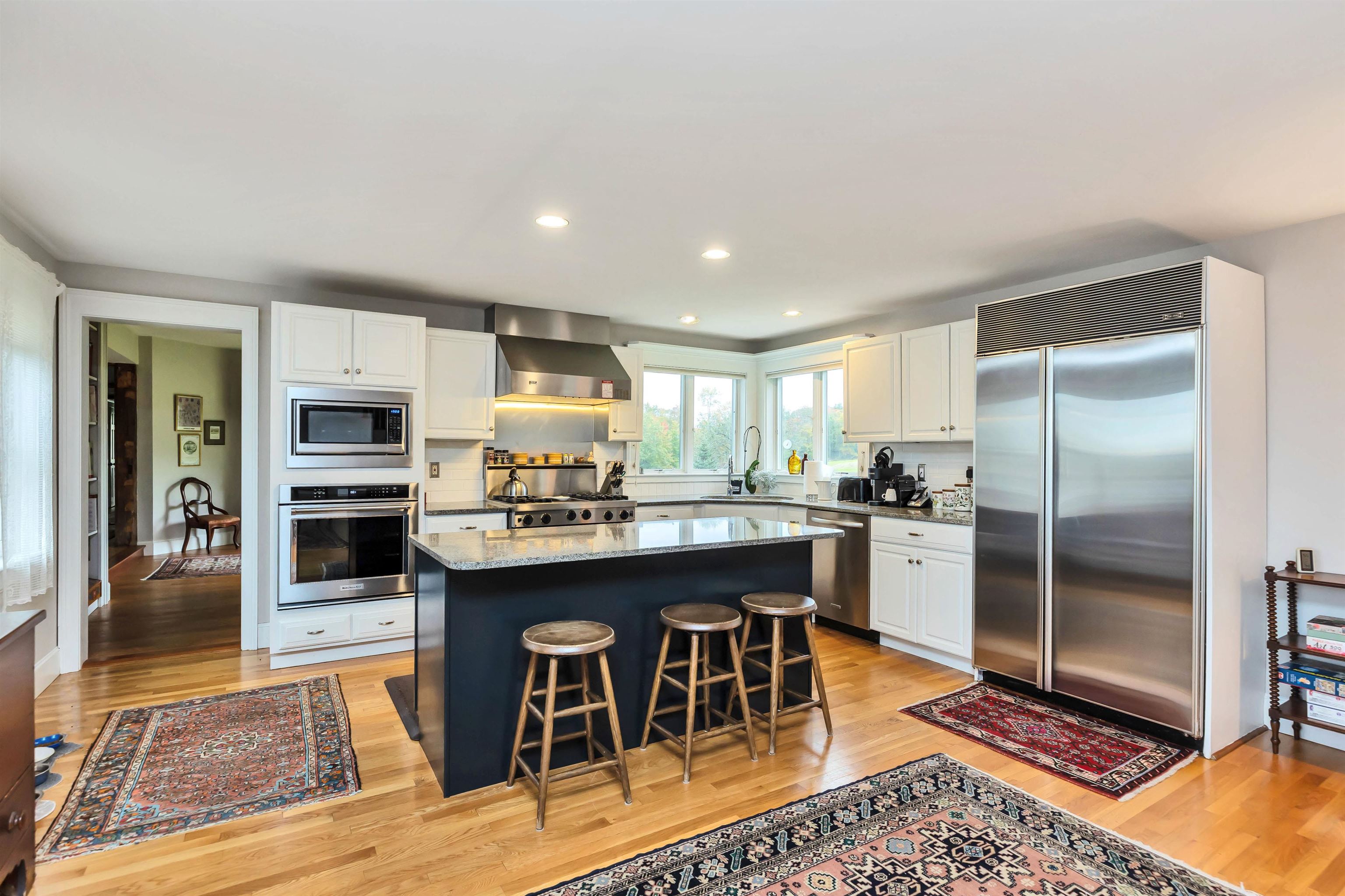 44-46 Chestnut Hill Road Amherst, NH 03031 - Photo 6 of 40