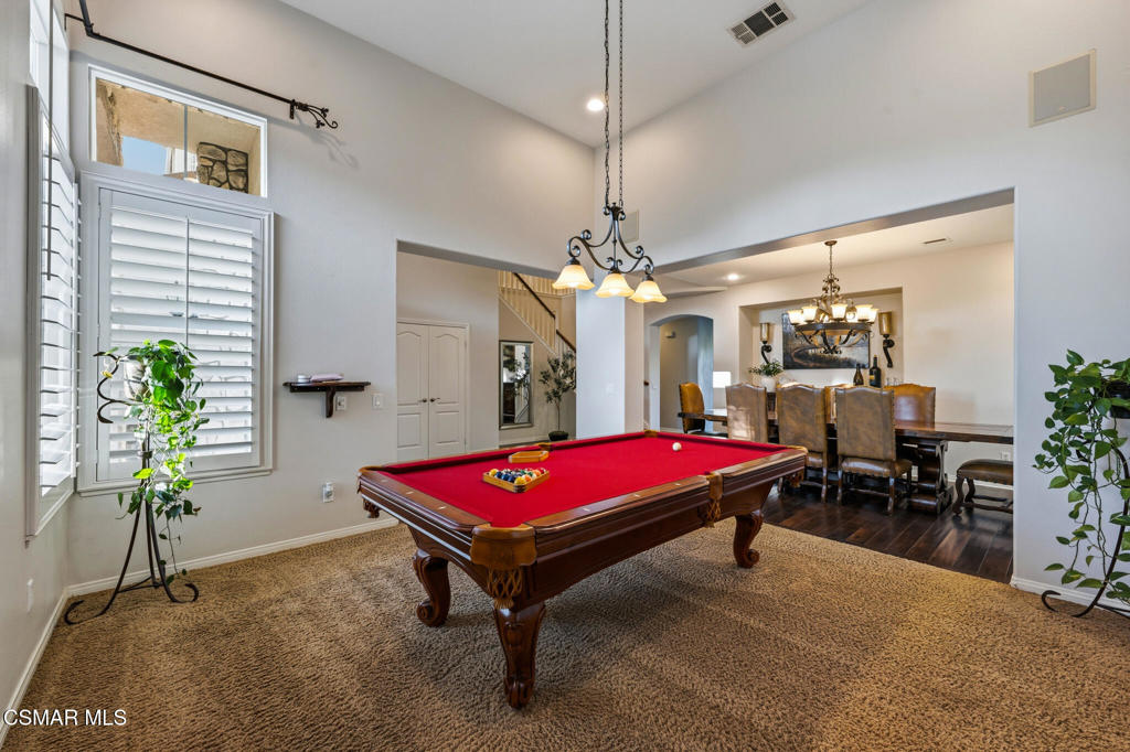 490 Peter Place Simi Valley, CA 93065 - Photo 11 of 44