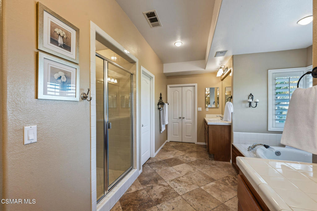 490 Peter Place Simi Valley, CA 93065 - Photo 30 of 44