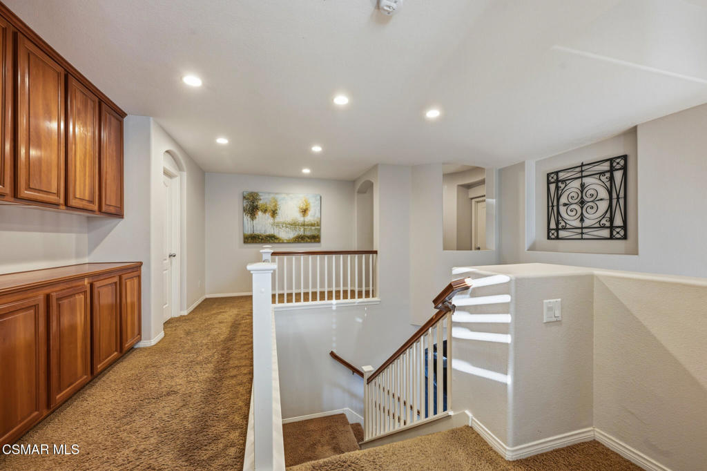 490 Peter Place Simi Valley, CA 93065 - Photo 37 of 44