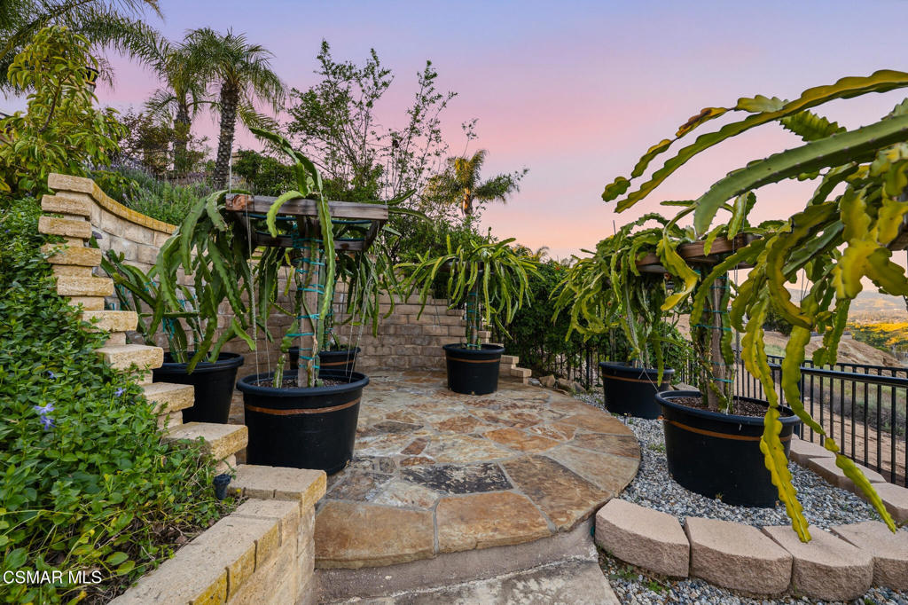 490 Peter Place Simi Valley, CA 93065 - Photo 42 of 44