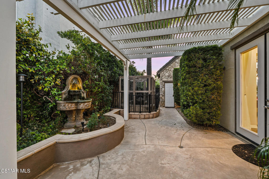 490 Peter Place Simi Valley, CA 93065 - Photo 43 of 44