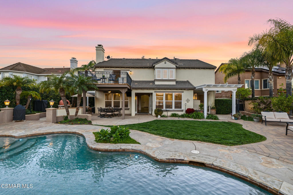 490 Peter Place Simi Valley, CA 93065 - Photo 5 of 44