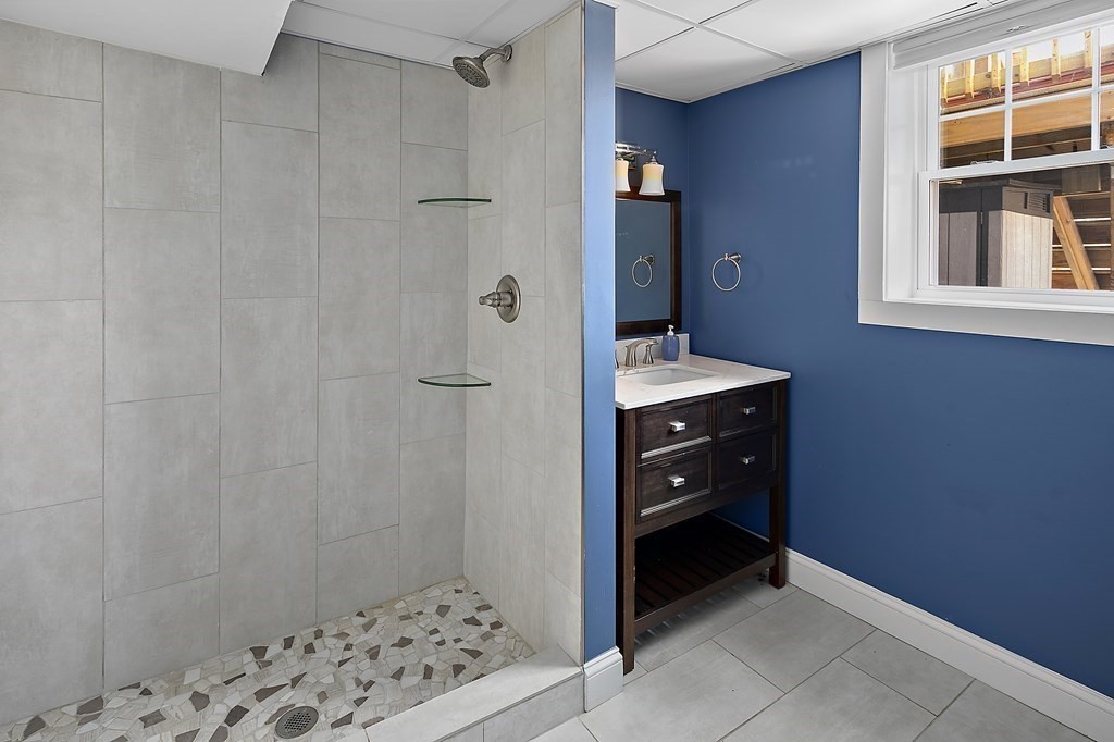 159 Rosemary Road Dedham, MA 02026 - Photo 27 of 42 Gallery Image 27