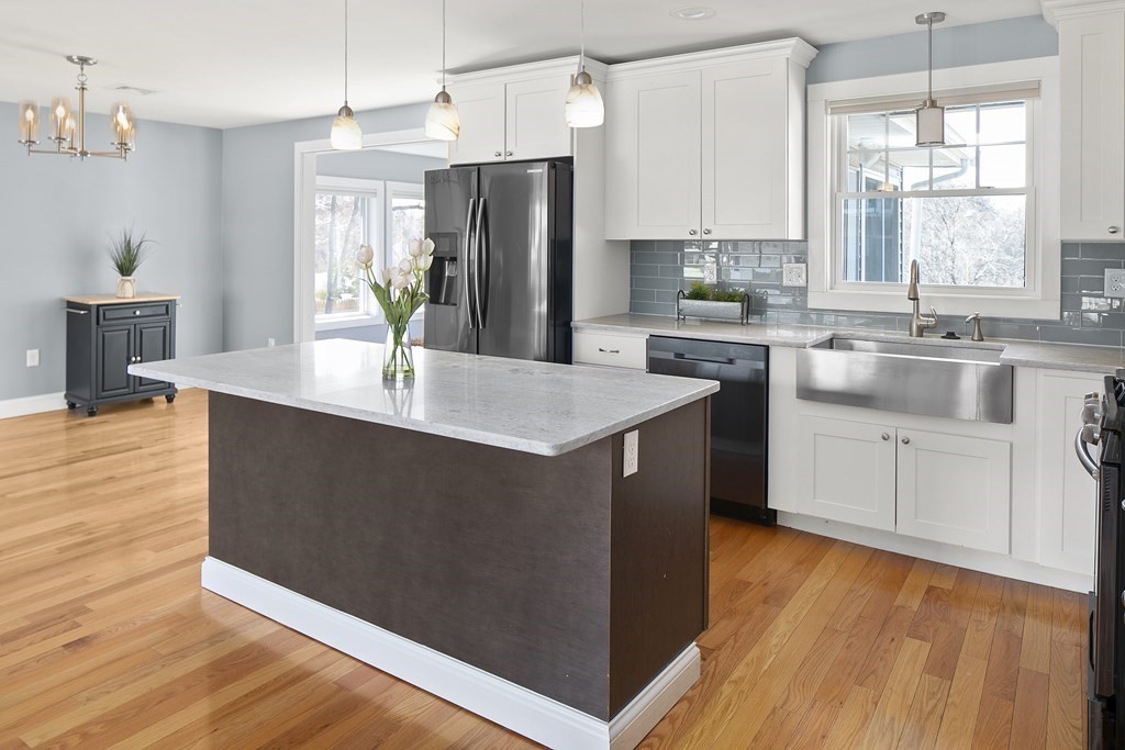 159 Rosemary Road Dedham, MA 02026 - Photo 5 of 42 Gallery Image 5