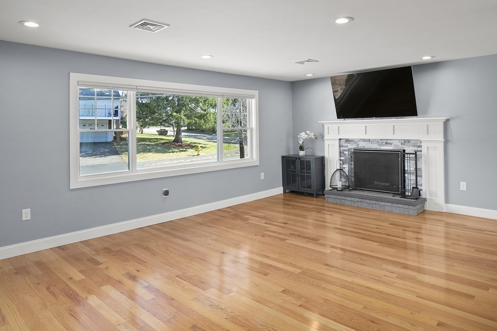 159 Rosemary Road Dedham, MA 02026 - Photo 8 of 42 Gallery Image 8